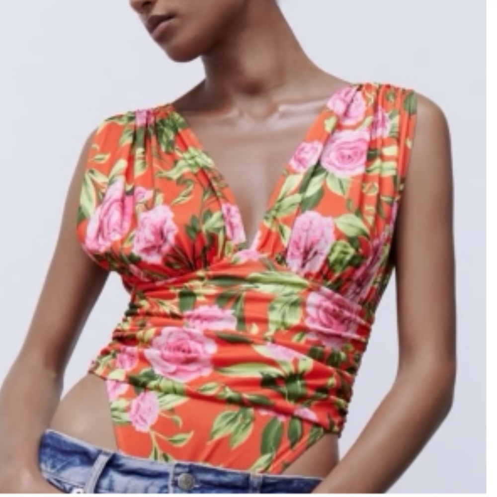 *NWT* Zara Tropical Flower Floral Bodysuit